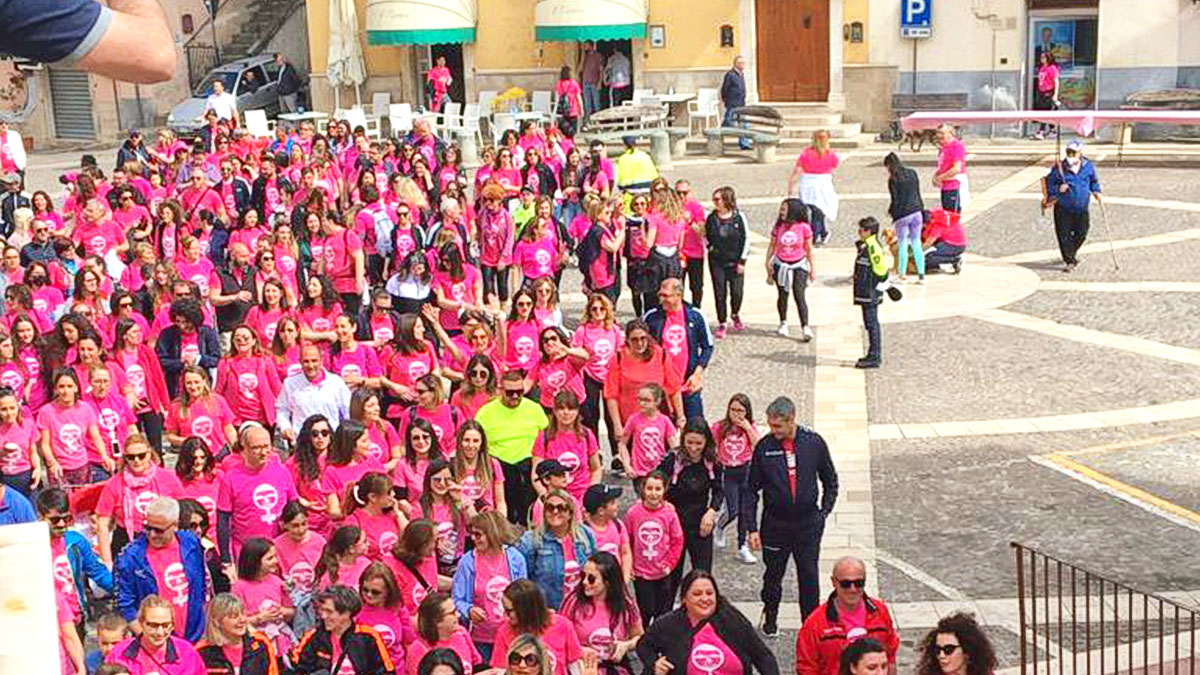 camminata-in-rosa-carpino