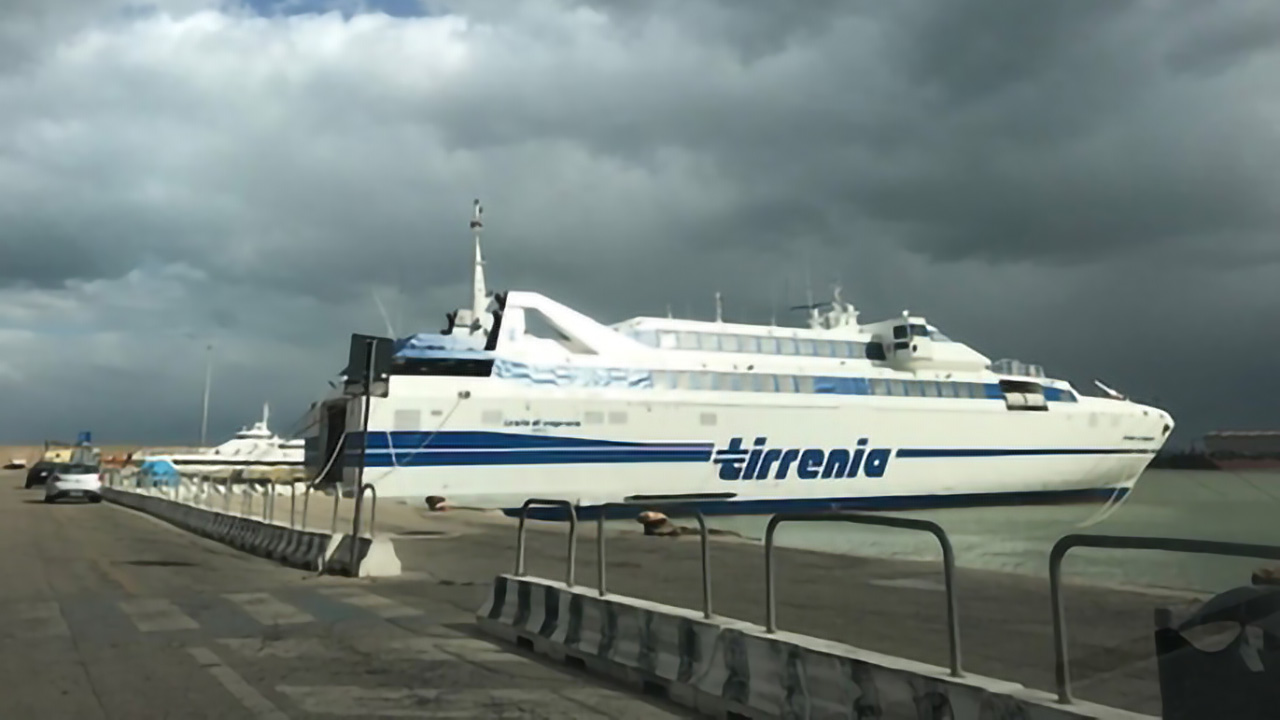 Isola di Capraia, collegamenti per Isole Tremiti 2