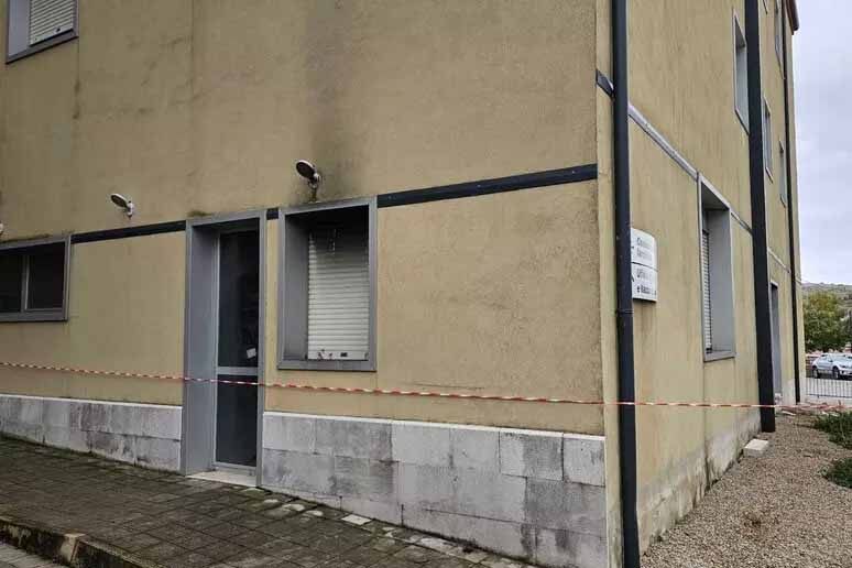 incendio-ex-ospedale-san-marco-in-lamis