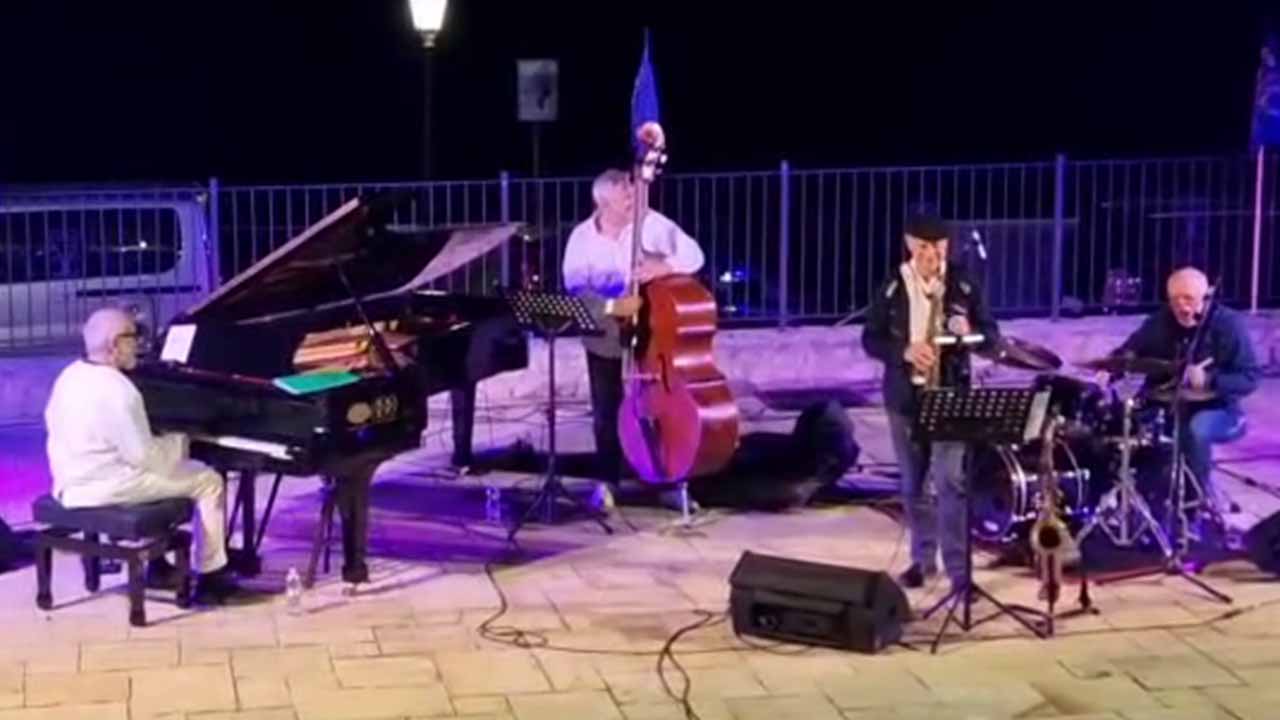 rosetojazz210620261